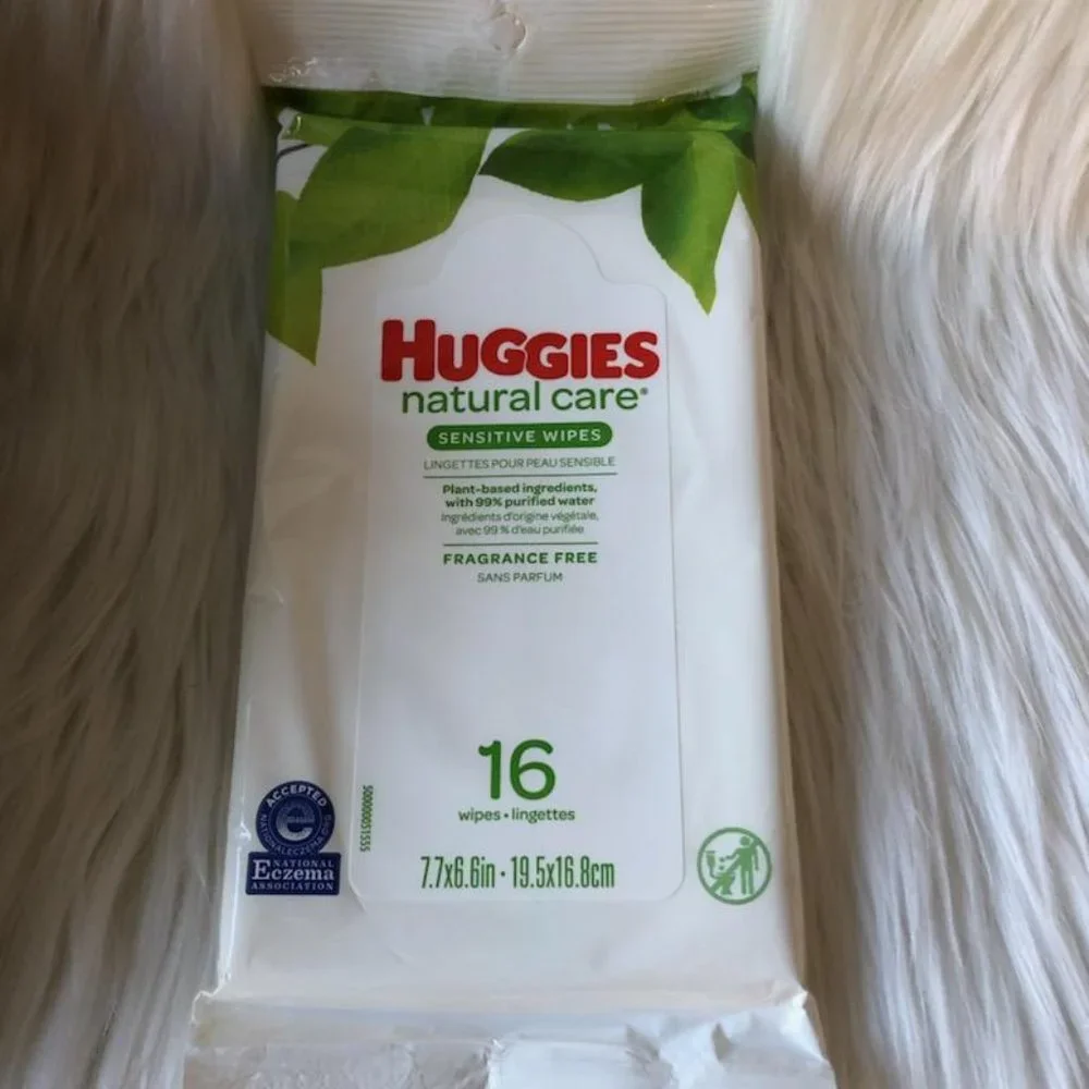Huggies Diaper & Wipes Sample Bundle
